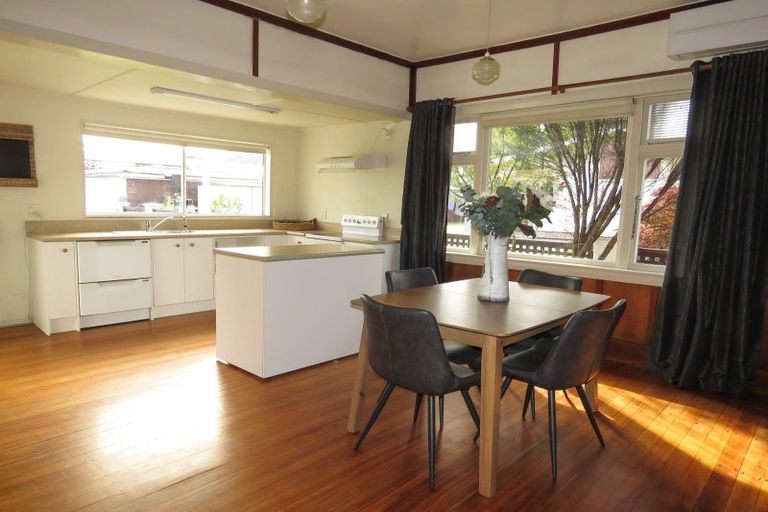 Photo of property in 74 Church Street, Reefton, 7830