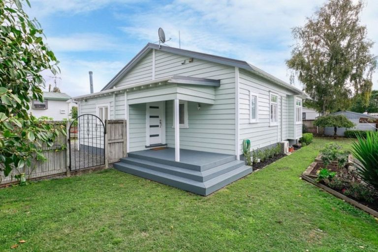 Photo of property in 3 Kiwi Avenue, Forest Lake, Hamilton, 3200