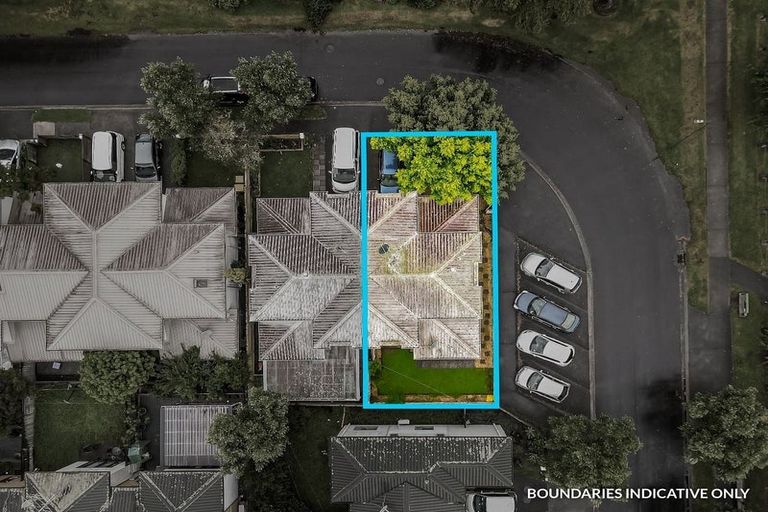 Photo of property in 37 Verdale Circle, Glen Eden, Auckland, 0602