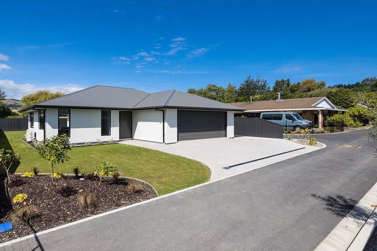 Photo of property in 8 Magnolia Lane, Mosgiel, 9024