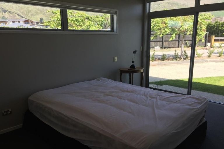 Photo of property in 3b Niger Street, Wanaka, 9305