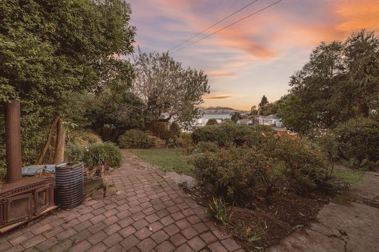 Photo of property in 24a Voelas Road, Lyttelton, 8082