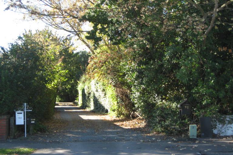 Photo of property in 98 Wairakei Road, Bryndwr, Christchurch, 8052