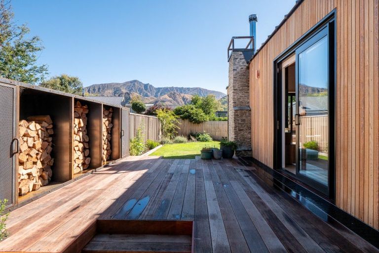 Photo of property in 3 Cornwall Street, Arrowtown, 9302