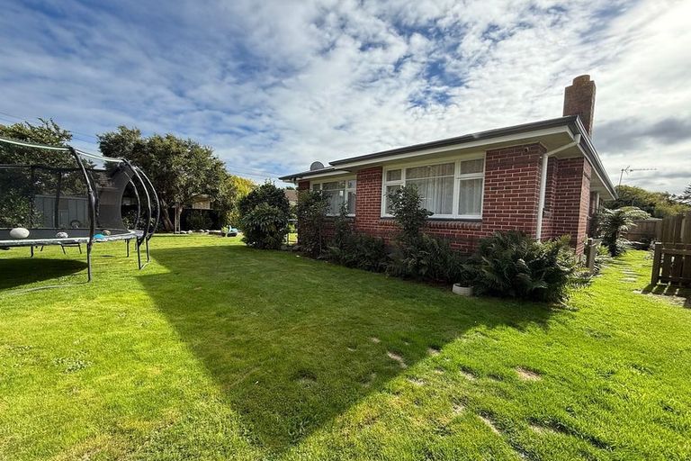 Photo of property in 1 Kinrara Place, Halswell, Christchurch, 8025