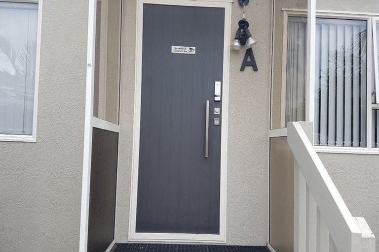 Photo of property in 14 Bruce Road, Glenfield, Auckland, 0629