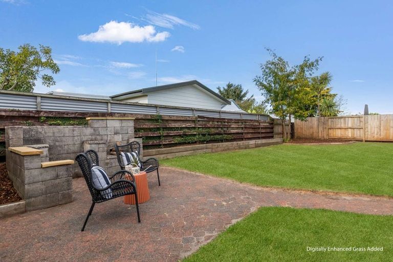 Photo of property in 2/83 Gloucester Road, Mount Maunganui, 3116