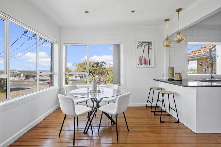 Photo of property in 1/1 Picton Street, Howick, Auckland, 2014