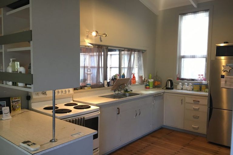 Photo of property in 15b Te Aroha Street, Hamilton East, Hamilton, 3216