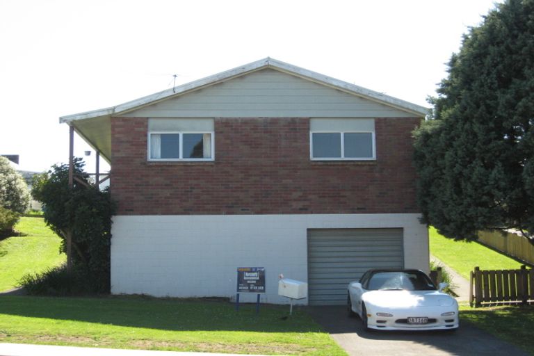 Photo of property in 3 Hartis Avenue, Huntly, 3700