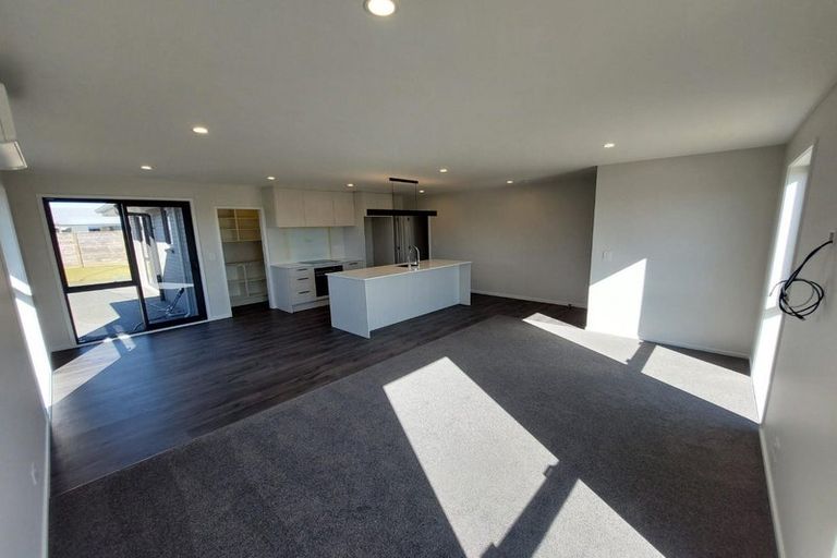 Photo of property in 22 Higgins Street, Woodend, 7610