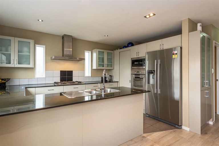 Photo of property in 88a Brockworth Place, Riccarton, Christchurch, 8011