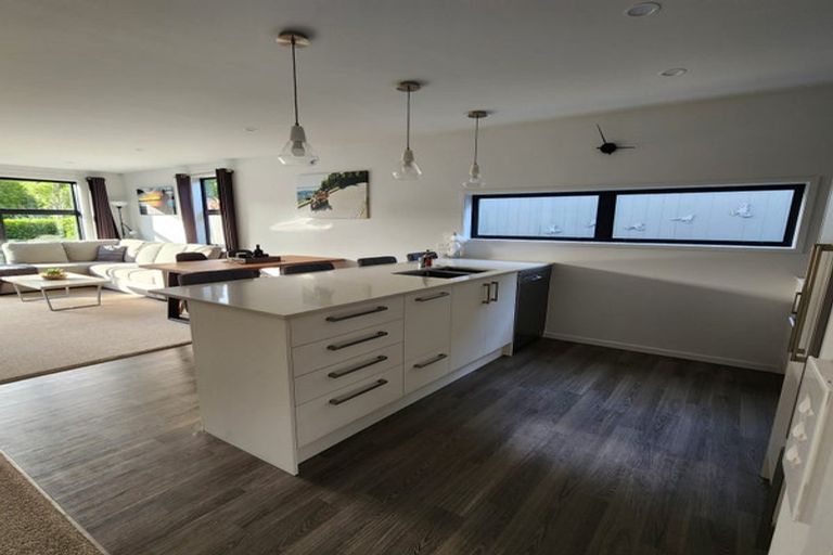 Photo of property in 6 Paddock Lane, Pukekohe, 2120