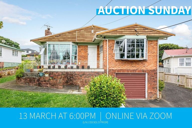 Photo of property in 8 Christina Avenue, Te Atatu South, Auckland, 0602