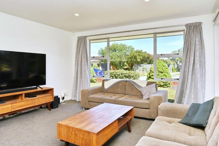 Photo of property in 46 Radiata Avenue, Parklands, Christchurch, 8083