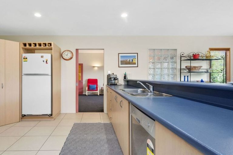 Photo of property in 11 Evenwood Place, Waimairi Beach, Christchurch, 8083