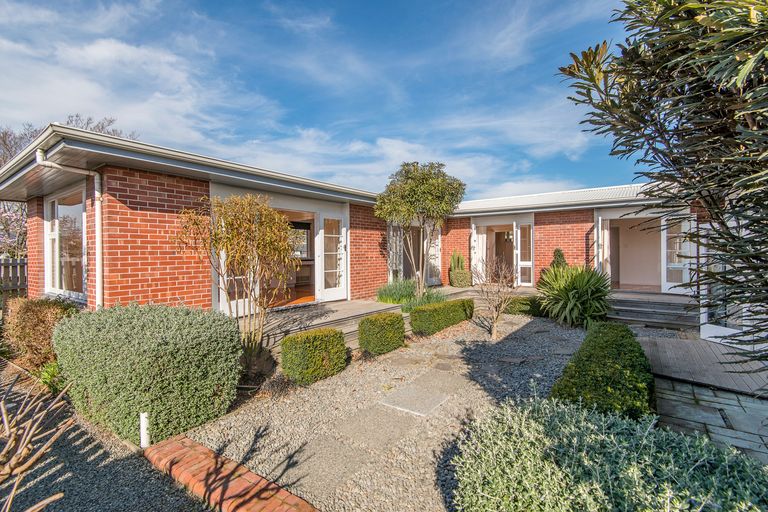 Photo of property in 160 Dunbars Road, Halswell, Christchurch, 8025