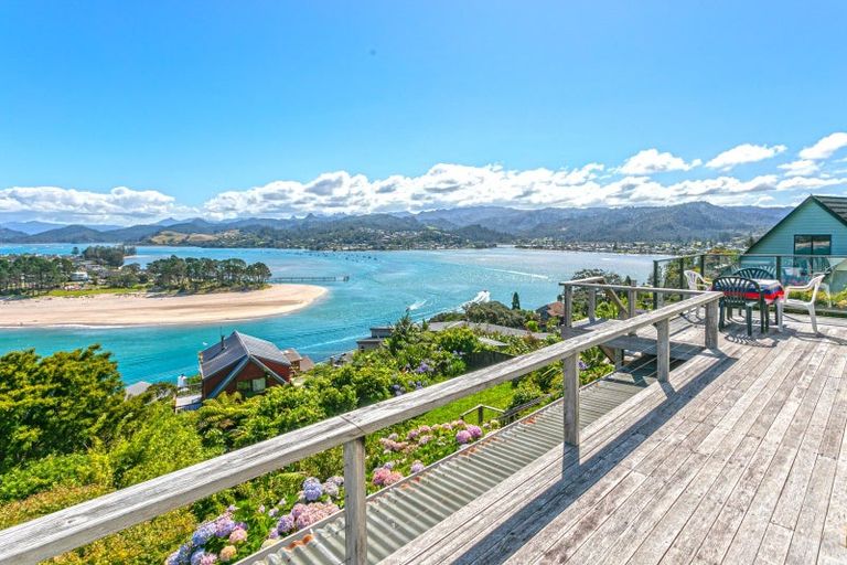 Photo of property in 197 Paku Drive, Tairua, 3508