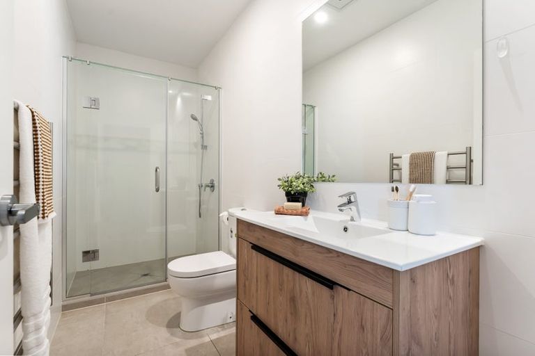 Photo of property in 31 Ascension Crescent, Orewa, 0931