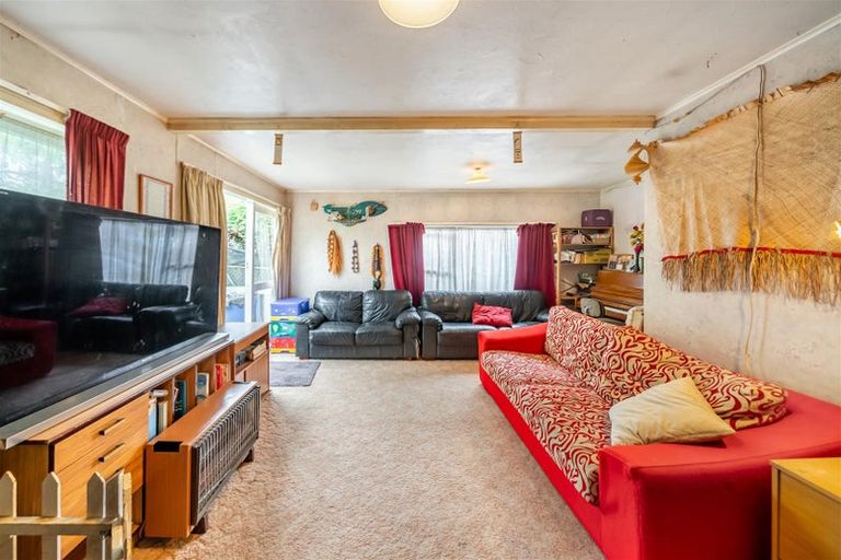 Photo of property in 16 Maymorn Road, Te Marua, Upper Hutt, 5018