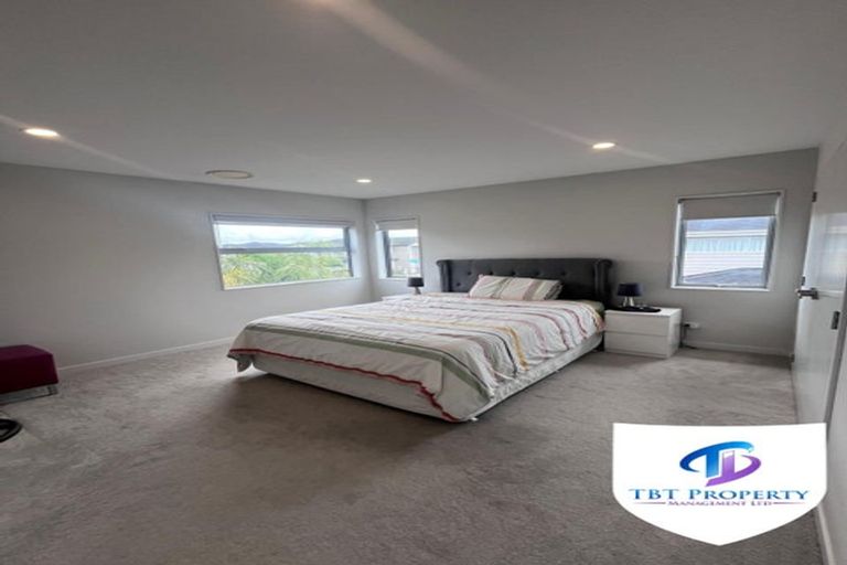 Photo of property in 14 Irongate Avenue, Ranui, Auckland, 0612