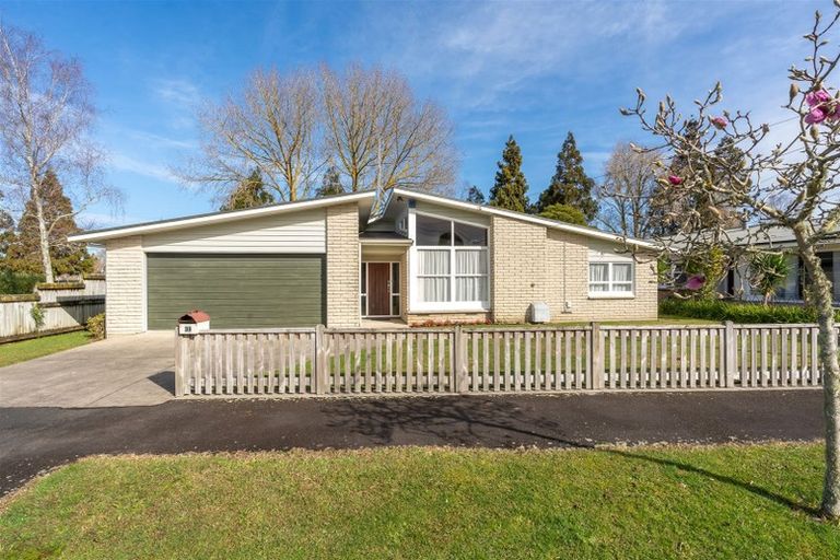Photo of property in 39 Regent Street, Silverdale, Hamilton, 3216