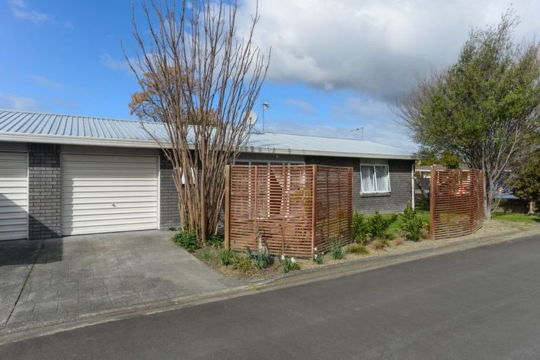 Photo of property in 1/62 Park Road, Greenmeadows, Napier, 4112