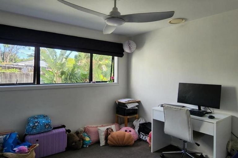 Photo of property in 5 Butlers Lane, Oakura, 4314