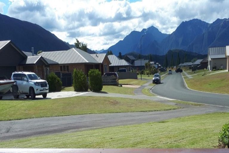 Photo of property in 26 Cunaris Way, Te Anau, 9600