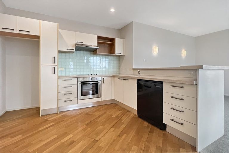 Photo of property in 508/11 Tamariki Avenue, Orewa, 0931