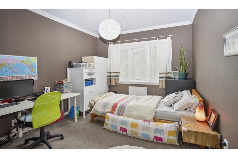 Photo of property in 254 Kelvin Street, Avenal, Invercargill, 9810