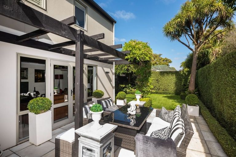 Photo of property in 2/188 Idris Road, Strowan, Christchurch, 8052