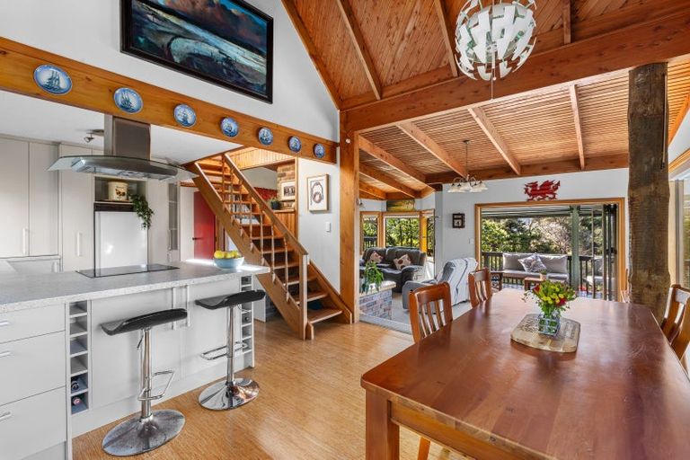 Photo of property in 45 Hillcrest Road, Hatfields Beach, Orewa, 0931