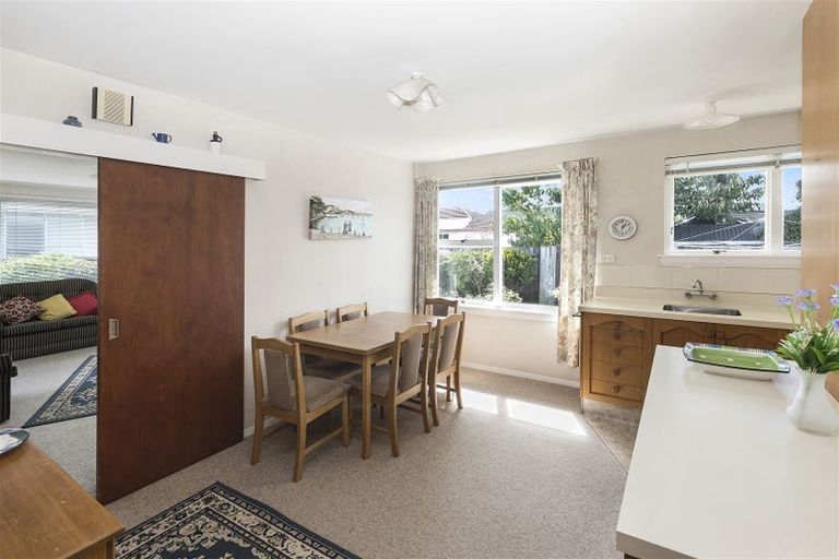 Photo of property in 2/15 Apollo Place, Papanui, Christchurch, 8052
