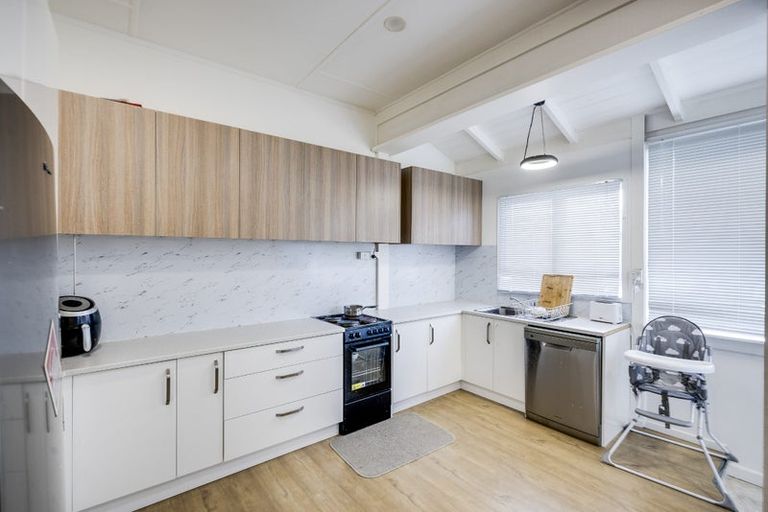 Photo of property in 17 Latham Street, Napier South, Napier, 4110