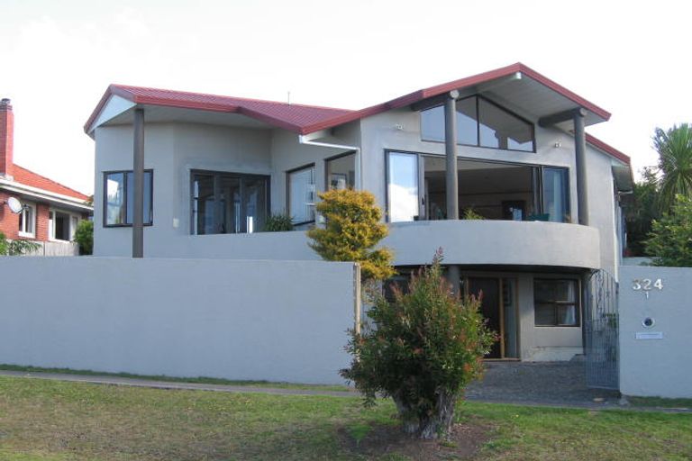 Photo of property in 1/324 Beach Road, Campbells Bay, Auckland, 0630