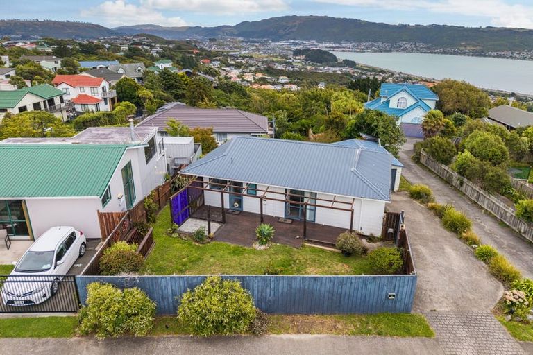 Photo of property in 29 Doncaster Terrace, Ascot Park, Porirua, 5024