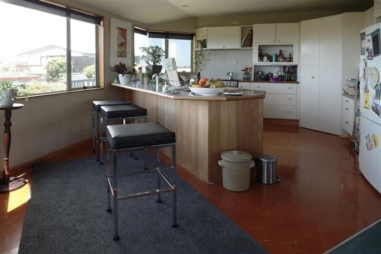 Photo of property in 36 James Cook Drive, Welcome Bay, Tauranga, 3112