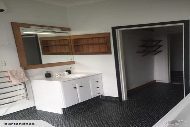 Photo of property in 2 Tudor Street, Hokitika, 7810