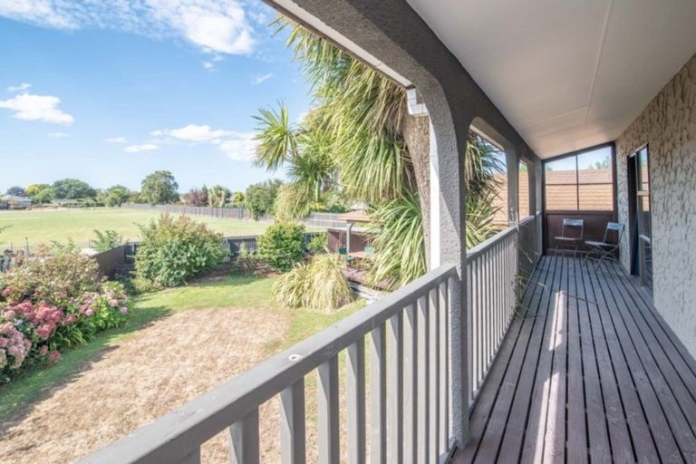 Photo of property in 10 Ruddenklau Lane, Bishopdale, Christchurch, 8053