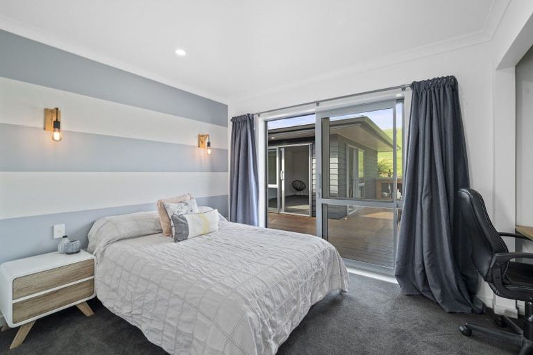 Photo of property in 30 Matipo Avenue, Pomare, Rotorua, 3015