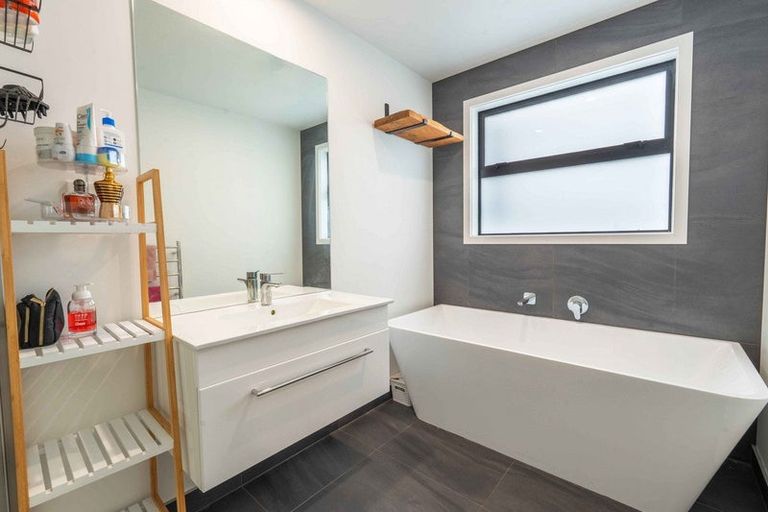 Photo of property in 19 Bob Carter Place, Welcome Bay, Tauranga, 3175