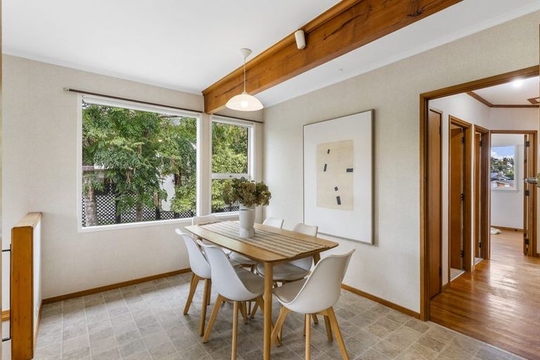 Photo of property in 29 Braemar Road, Castor Bay, Auckland, 0620