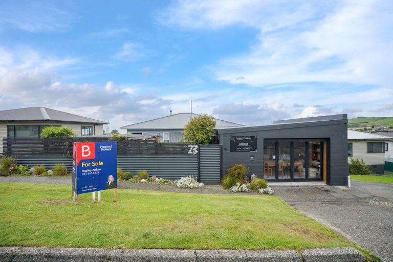 Photo of property in 23 Osborne Street, Riverton/aparima, Riverton, 9822