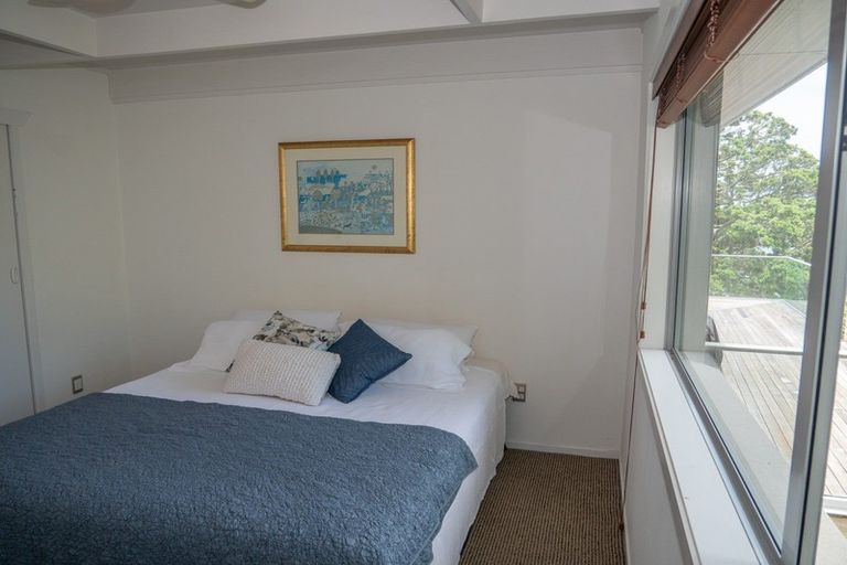Photo of property in 27 Kotare Drive, Coopers Beach, 0420