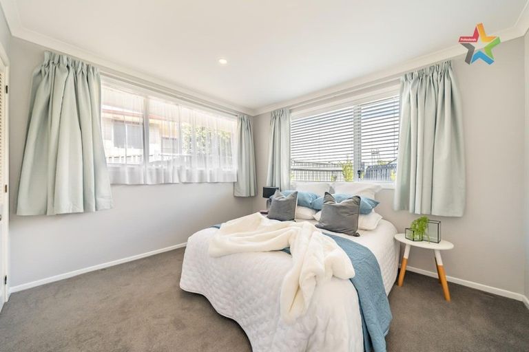 Photo of property in 26 Cedar Street, Maungaraki, Lower Hutt, 5010