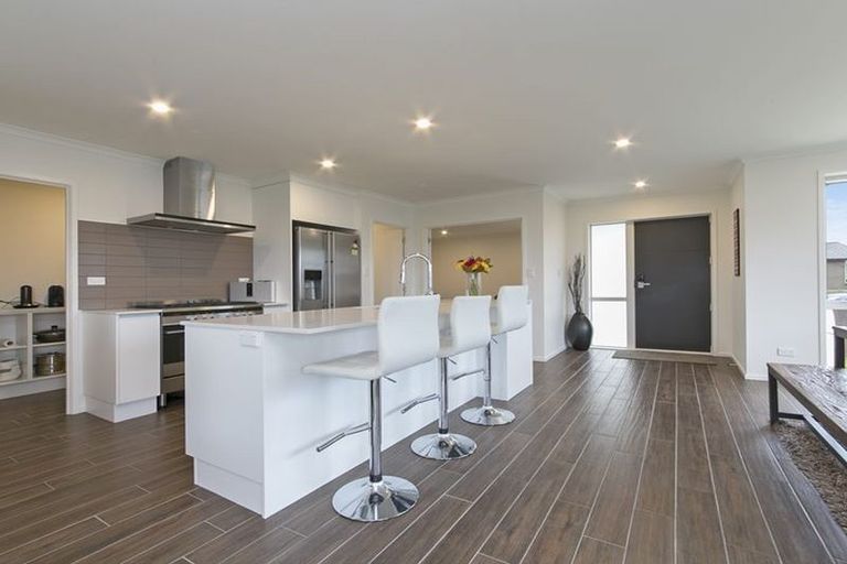 Photo of property in 3 Turpin Road, Riverhead, 0820