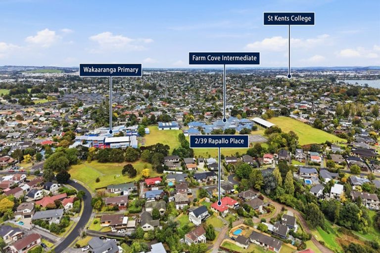 Photo of property in 2/39 Rapallo Place, Farm Cove, Auckland, 2012