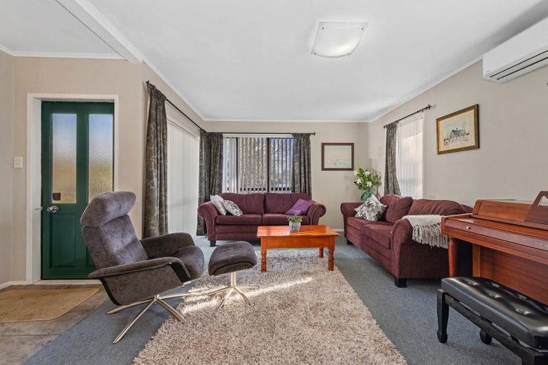 Photo of property in 11 Pandora Avenue, Sunnybrook, Rotorua, 3015