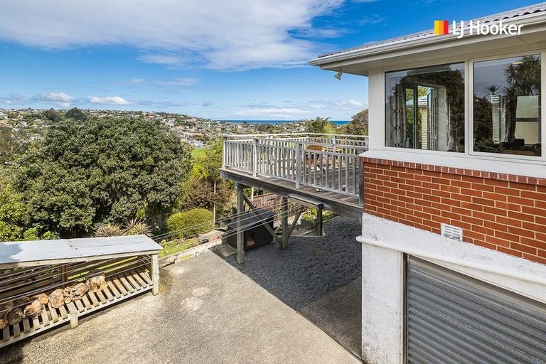 Photo of property in 35 Glendevon Place, Vauxhall, Dunedin, 9013